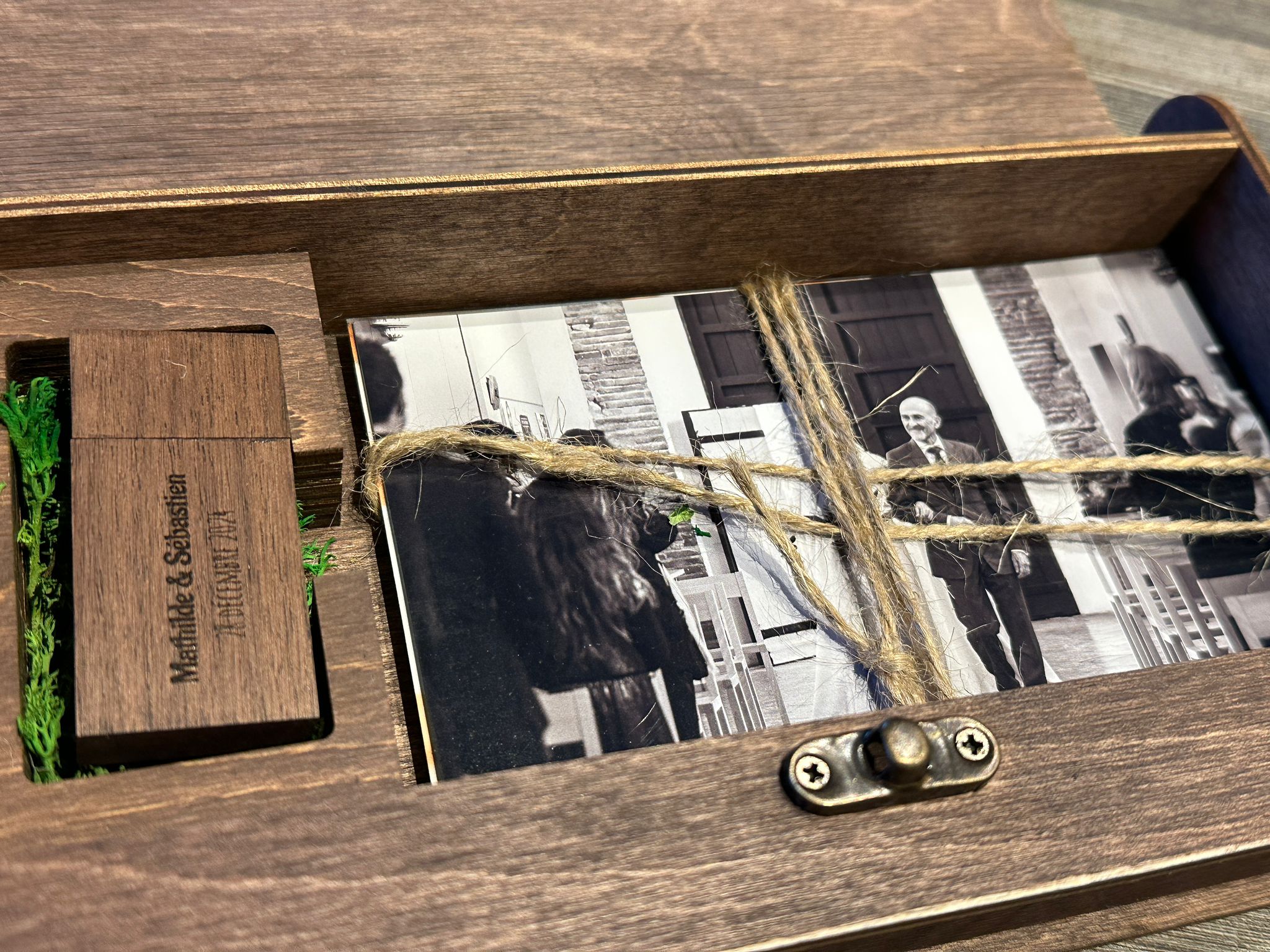 Coffret bois photos mariage perpignan Coffret bois photos mariage perpignan